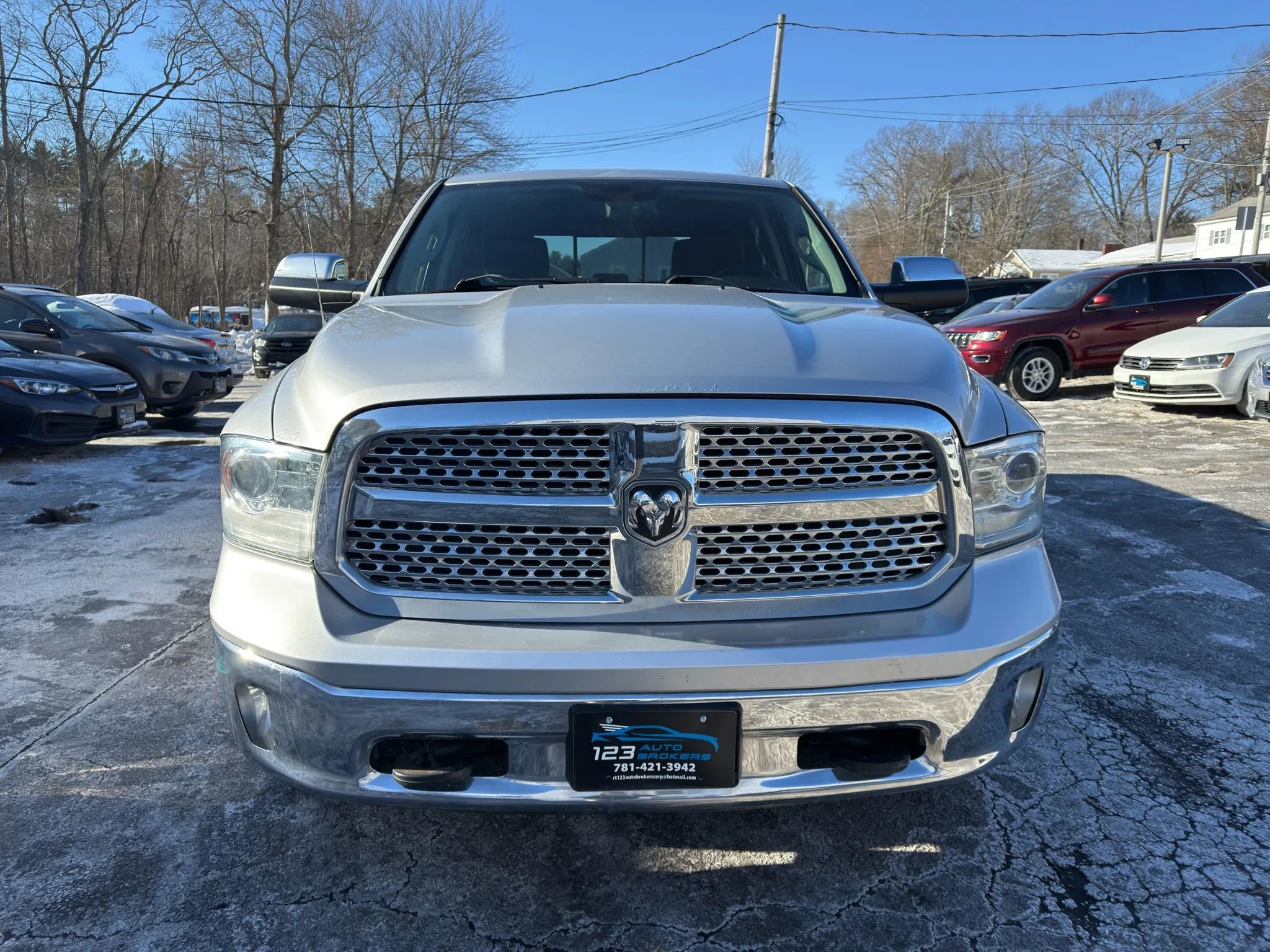 Used 2014 RAM 1500 Laramie image 2