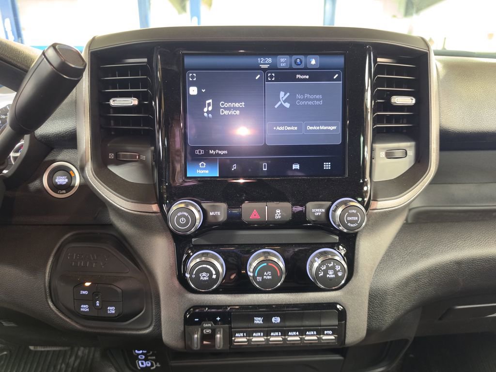 New 2026 RAM 5500 Tradesman w/ Chrome Appearance Group AWD/4WD image 20