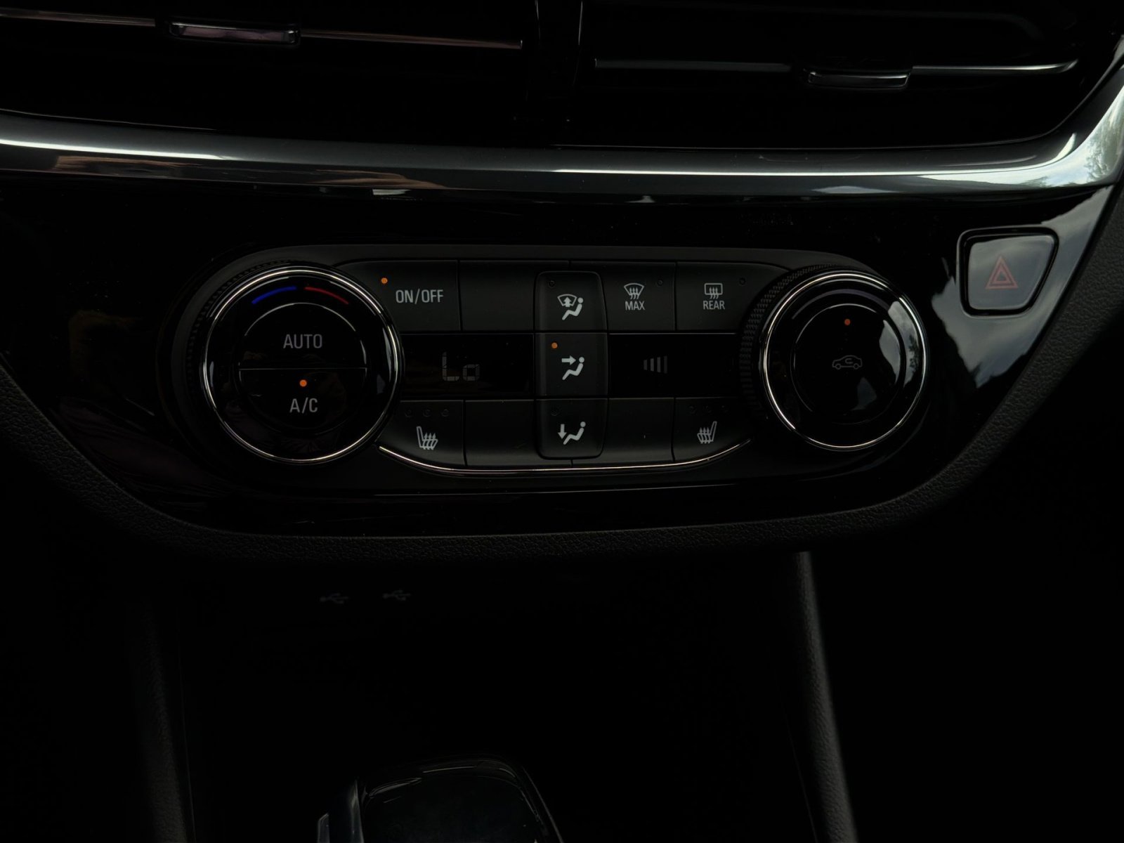 New 2026 Buick Envista Sport Touring w/ Convenience I Package FWD image 20
