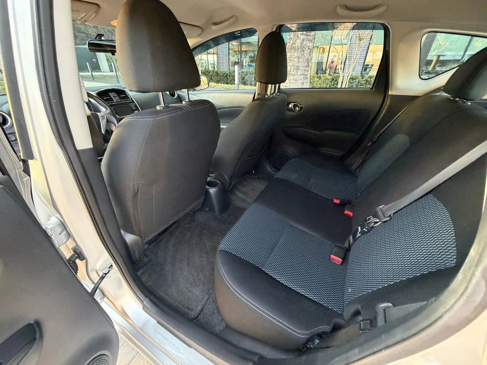 Used 2016 Nissan Versa Note SV image 16