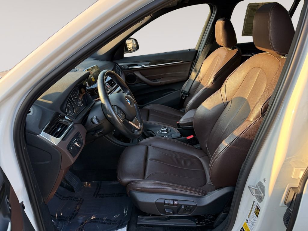 Used 2018 BMW X1 xDrive28i AWD/4WD image 9