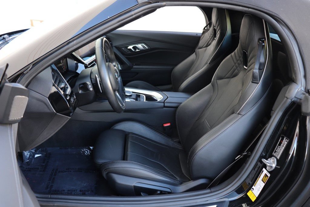 Used 2019 BMW Z4 sDrive30i w/ M Sport Package RWD image 18