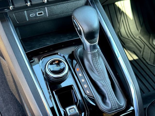 Used 2025 GMC Canyon Elevation w/ Convenience Package image 18