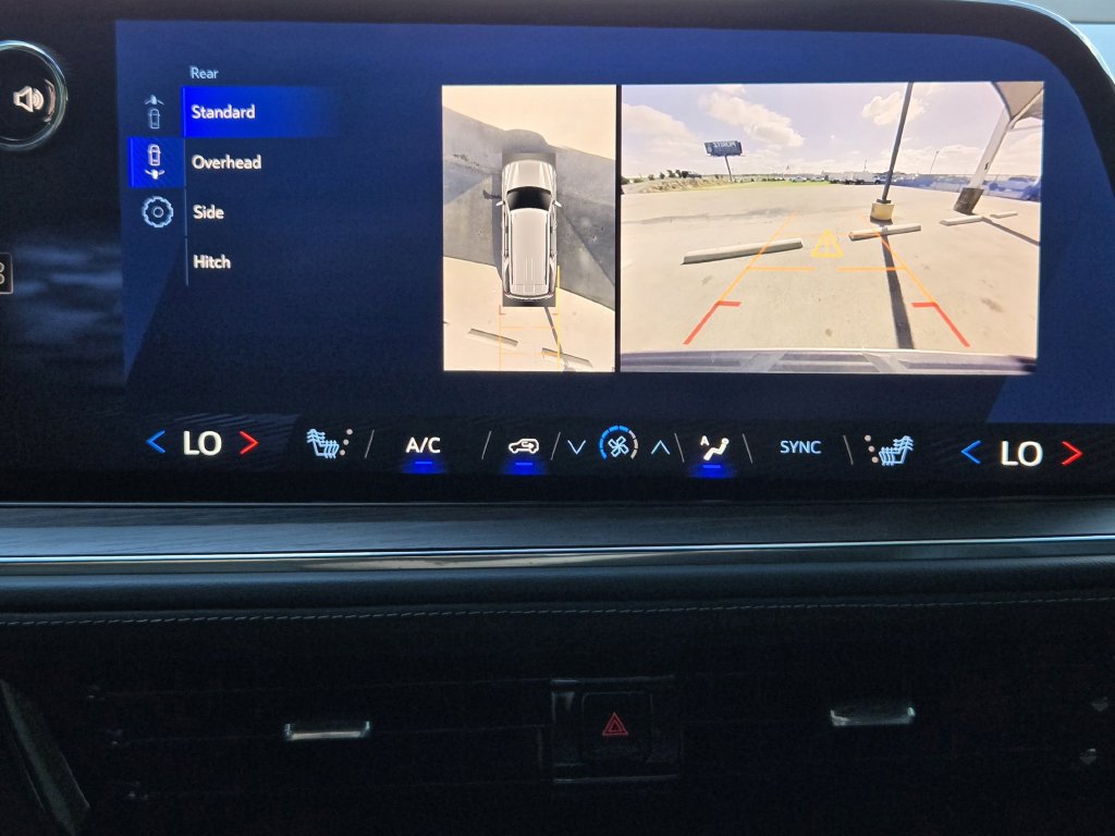 Used 2025 Chevrolet Tahoe LT RWD image 20