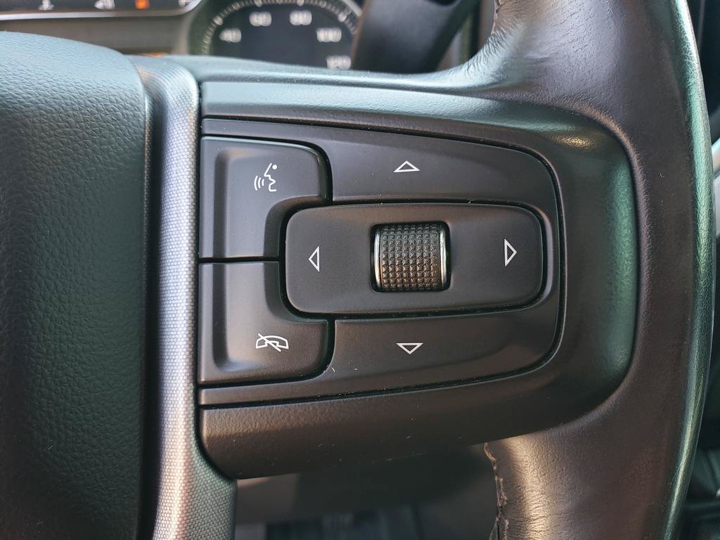 Used 2021 GMC Sierra 1500 SLT w/ SLT Convenience Package AWD/4WD image 21