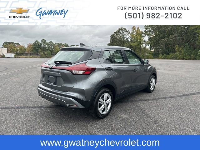 Used 2024 Nissan Kicks S image 5
