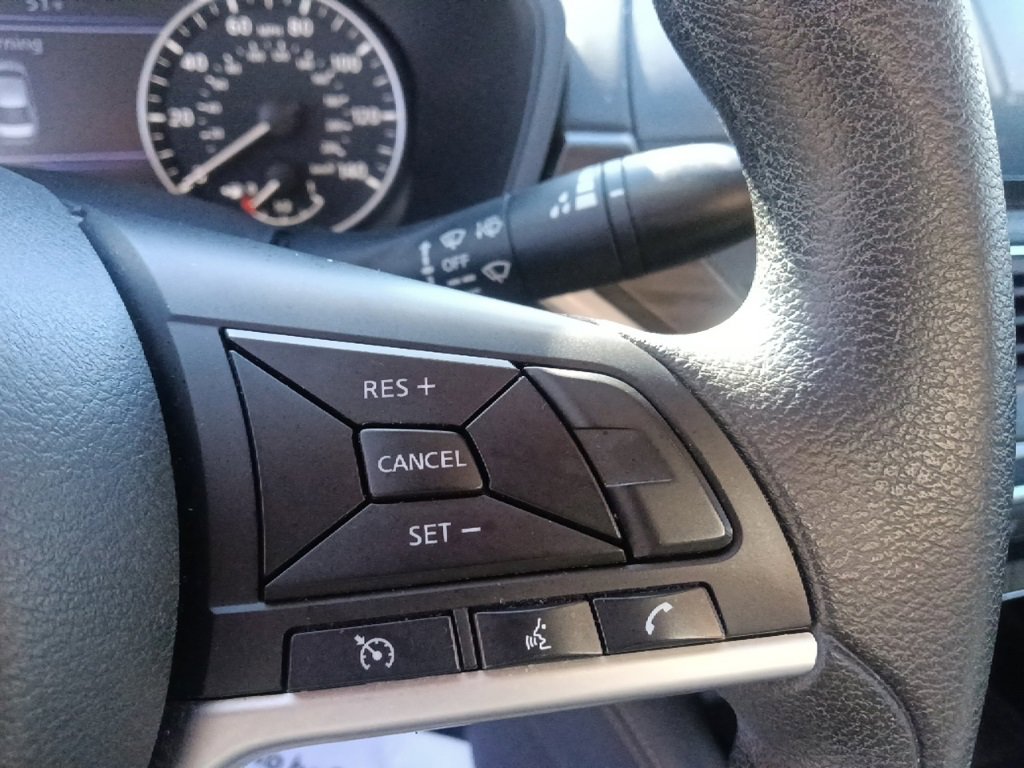 Used 2023 Nissan Altima 2.5 SV image 19