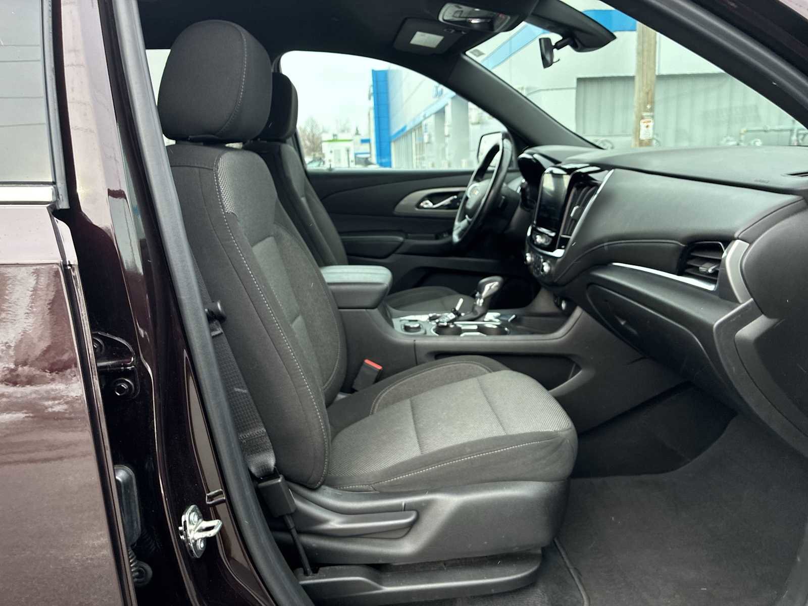 Certified 2023 Chevrolet Traverse LT image 27
