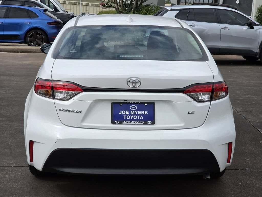 Used 2026 Toyota Corolla LE FWD image 8