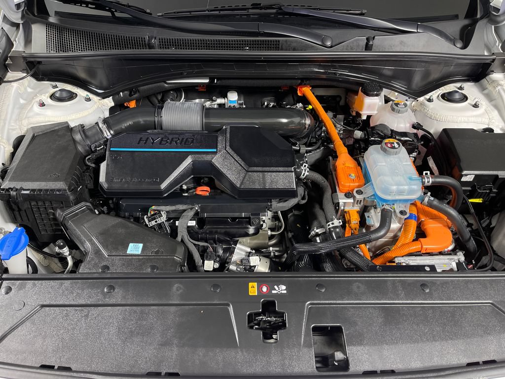Certified 2023 Hyundai Santa Fe Limited AWD/4WD image 9