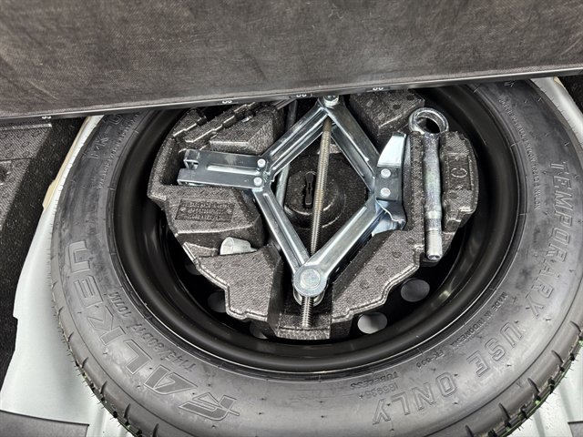 Used 2024 Subaru Crosstrek 2.0i Premium image 40