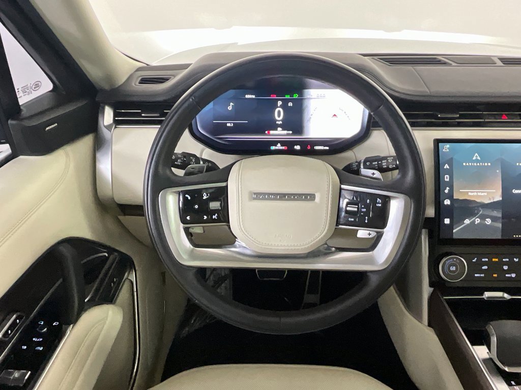 Certified 2023 Land Rover Range Rover SE image 11