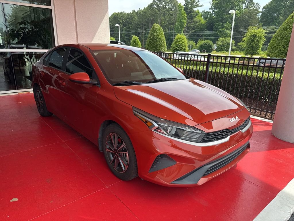 Used 2022 Kia Forte LXS FWD image 4