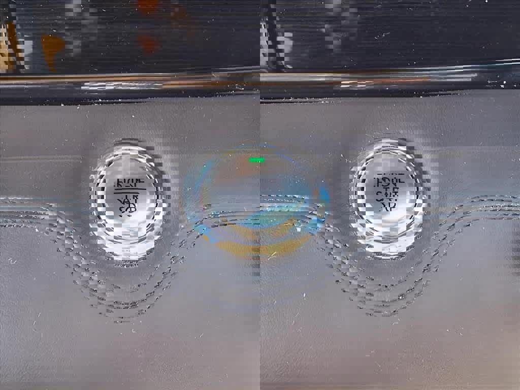 Used 2018 Lincoln Navigator Black Label image 24