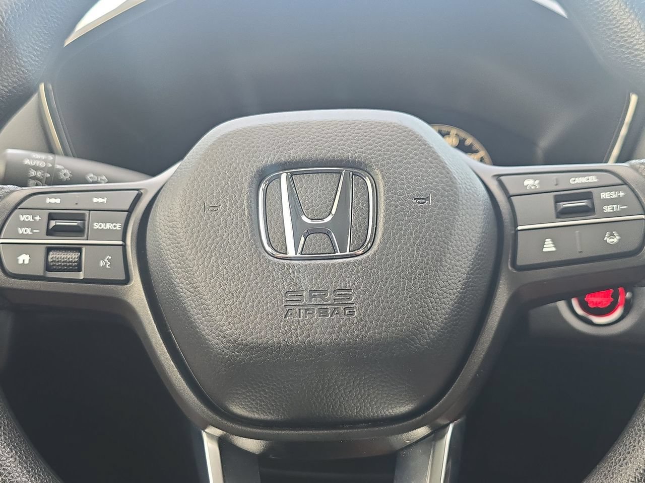 Used 2025 Honda CR-V LX image 12