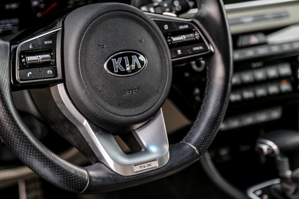 Used 2020 Kia Sportage SX image 12