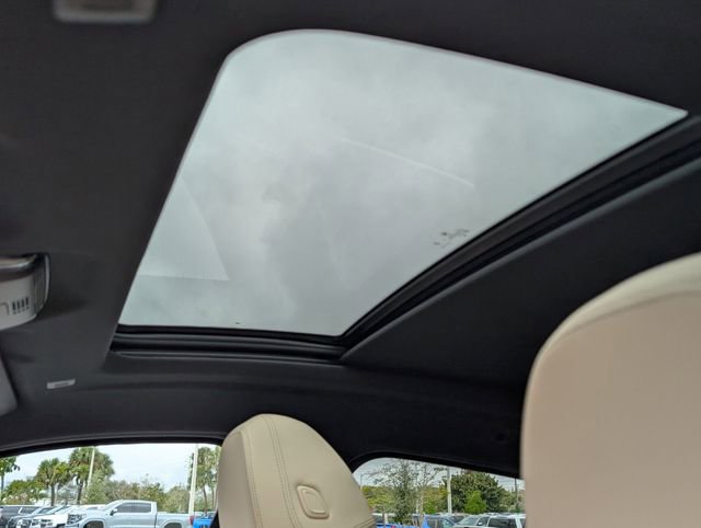 Used 2025 BMW X4 xDrive30i image 7