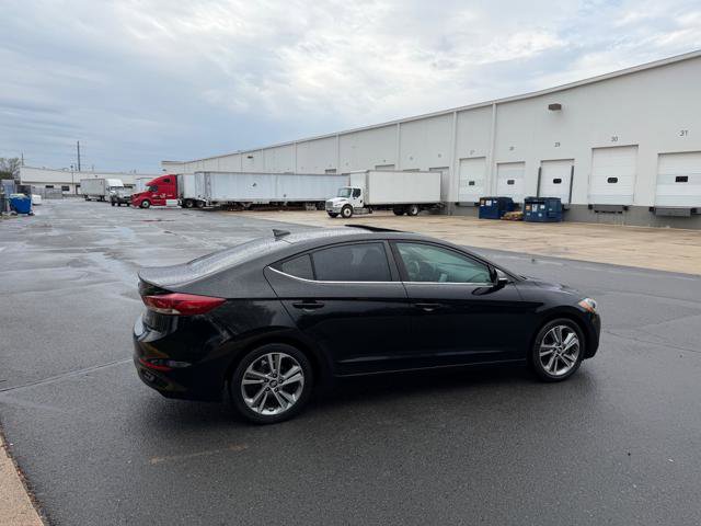 Used 2018 Hyundai Elantra Limited w/ Limited Ultimate Package 02 FWD image 4