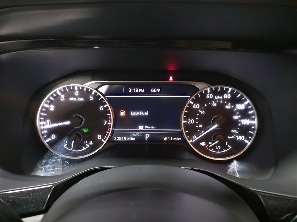 Used 2024 Nissan Pathfinder SV w/ SV Premium Package image 21