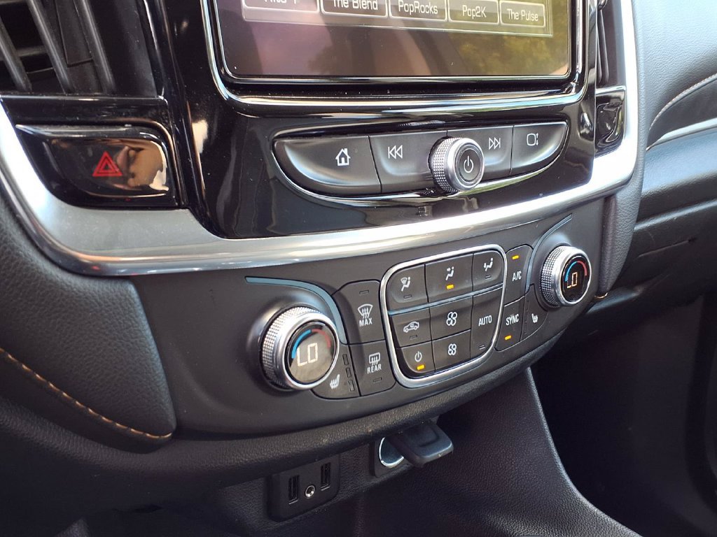 Used 2019 Chevrolet Traverse LT w/ LT Premium Package FWD image 10