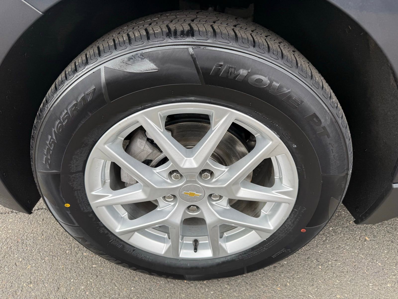 Used 2022 Chevrolet Equinox LT FWD image 12