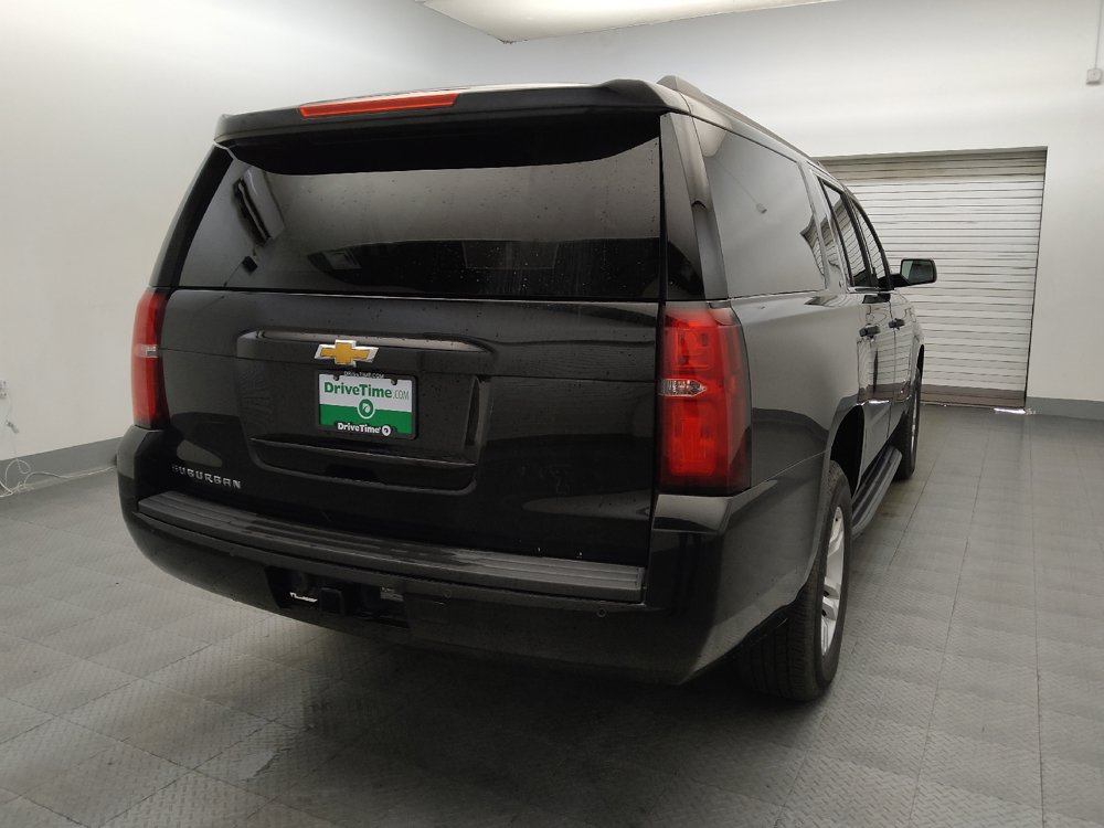 Used 2018 Chevrolet Suburban LT AWD/4WD image 7