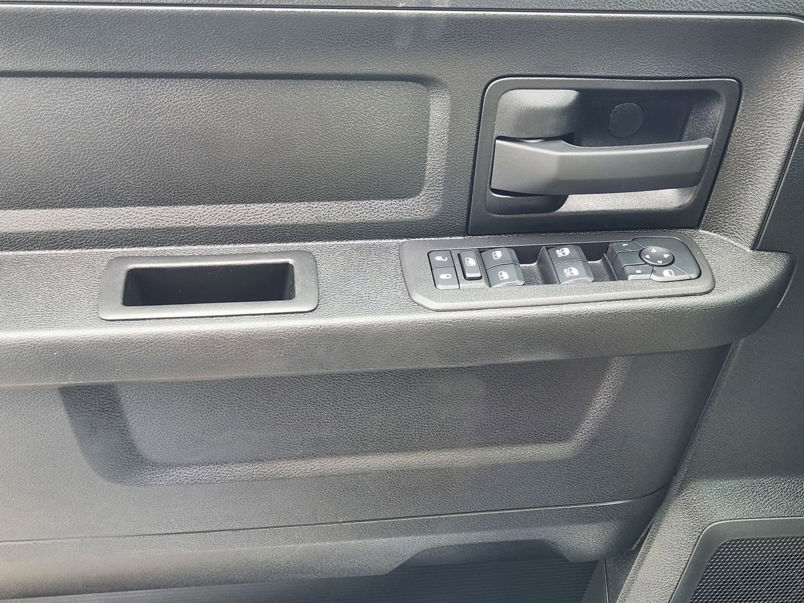 Used 2025 RAM 2500 Tradesman AWD/4WD image 25
