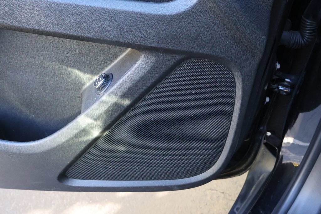 Certified 2023 Chevrolet Traverse LT image 38