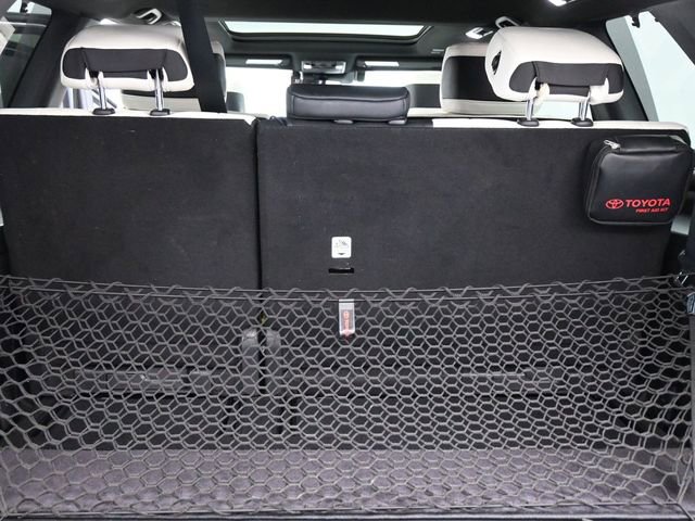 Used 2025 Toyota Sequoia Capstone image 30
