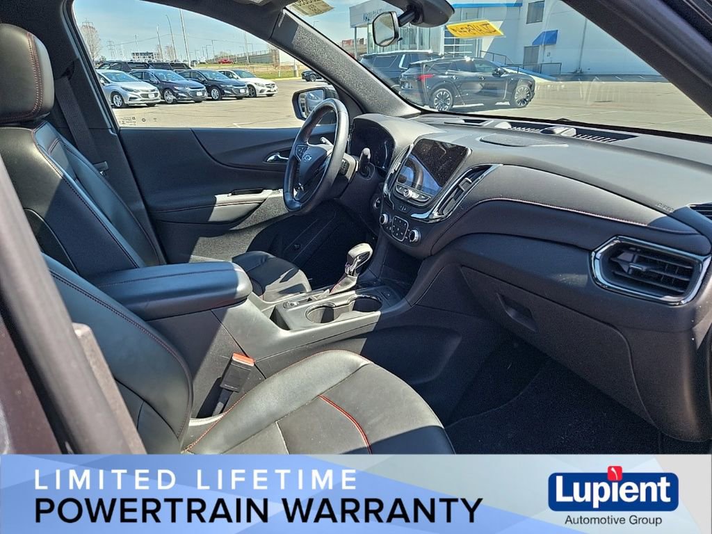 Used 2022 Chevrolet Equinox RS w/ RS Leather Package image 18