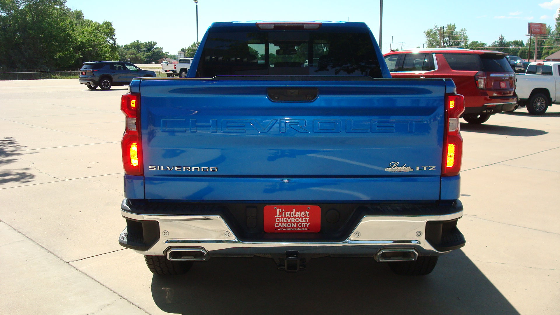 Used 2023 Chevrolet Silverado 1500 LTZ AWD/4WD image 5