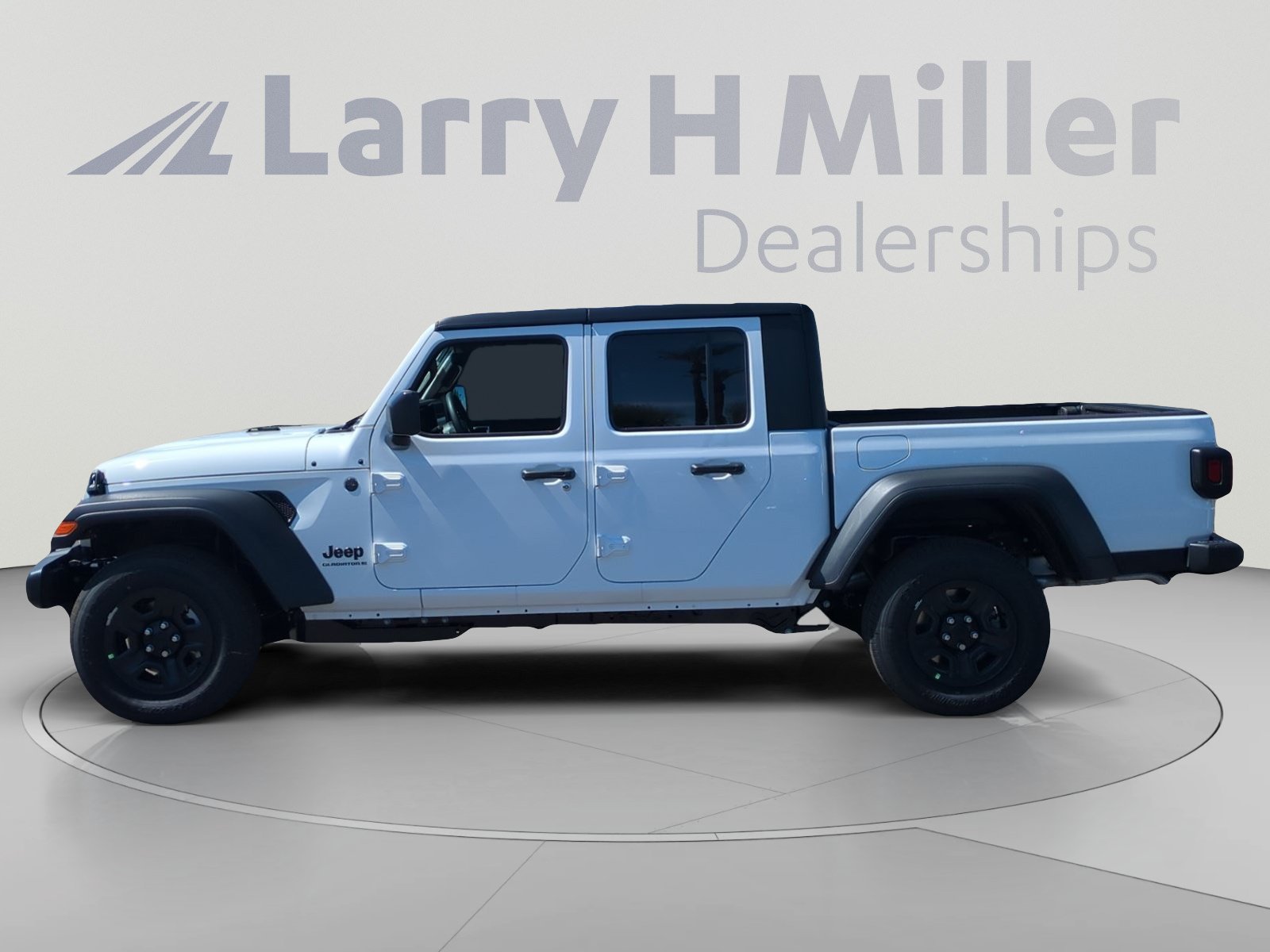 New 2026 Jeep Gladiator Sport AWD/4WD image 2