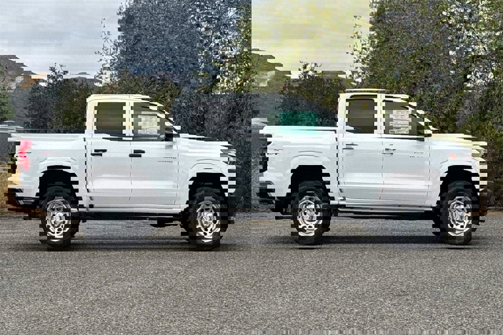 New 2026 Chevrolet Colorado W/T w/ WT Convenience Package II image 3