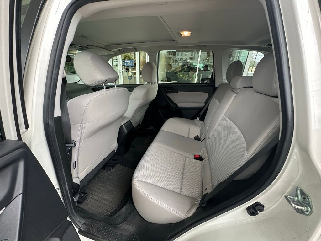 Used 2015 Subaru Forester 2.5i Premium w/ All-Weather Package AWD/4WD image 10