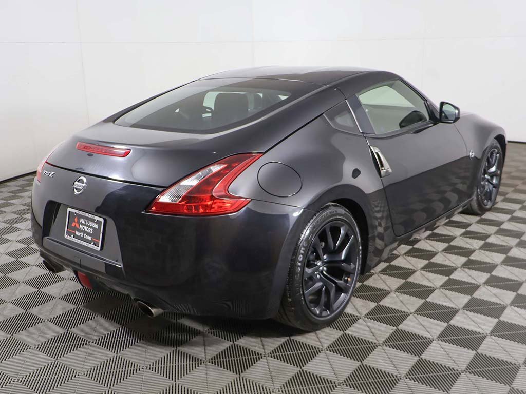 Used 2020 Nissan 370Z Coupe image 7