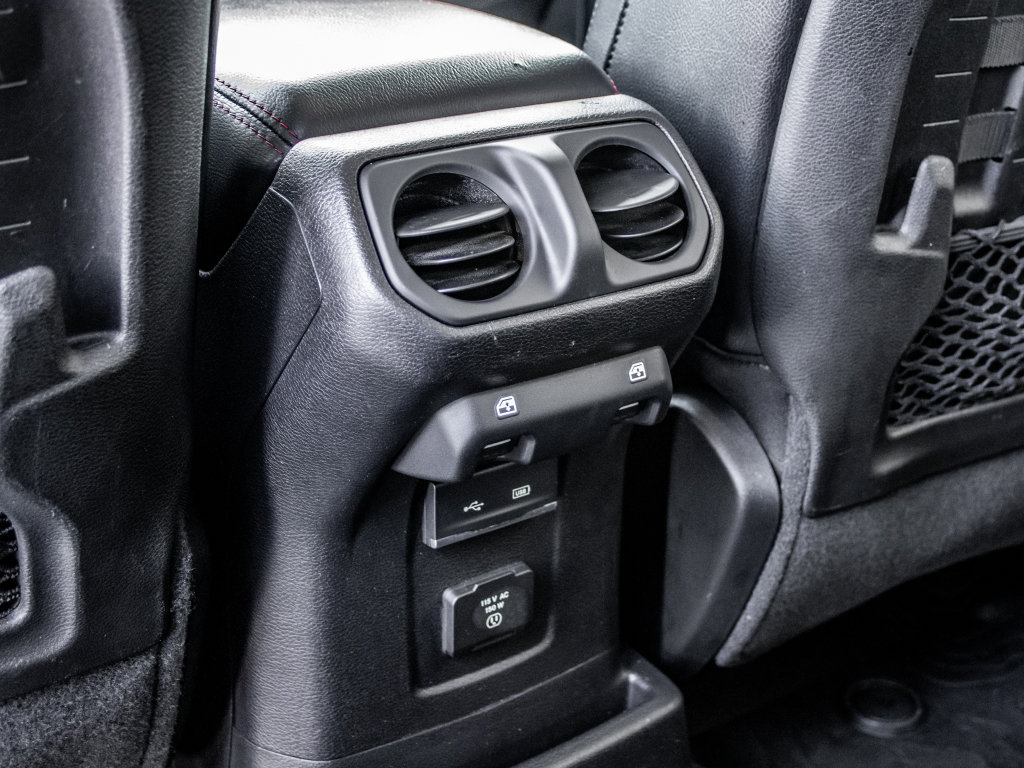 Used 2018 Jeep Wrangler Unlimited Rubicon image 28