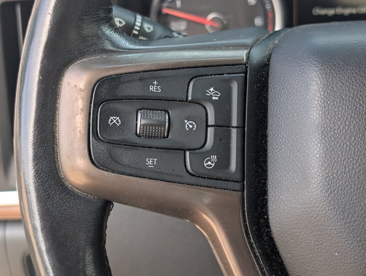 Used 2019 Chevrolet Silverado 1500 High Country w/ Technology Package AWD/4WD image 22