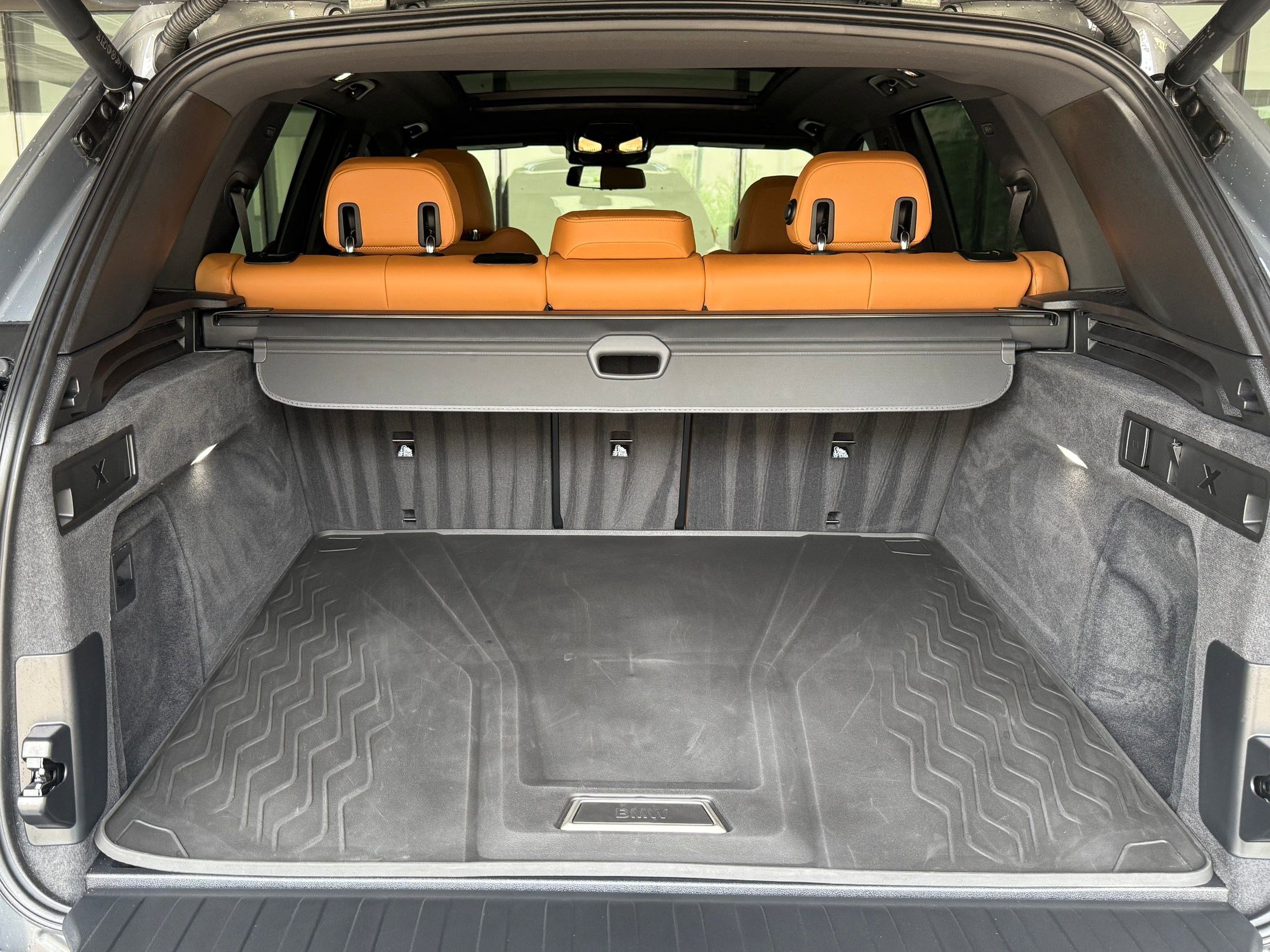 Used 2024 BMW X5 xDrive40i w/ Parking Assistance Package image 31