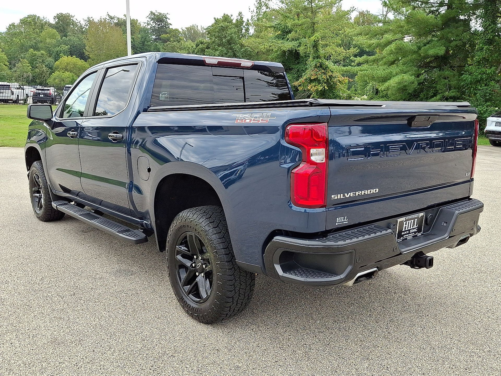 Used 2022 Chevrolet Silverado 1500 LT Trail Boss w/ LT Trail Boss Premium Package AWD/4WD image 22