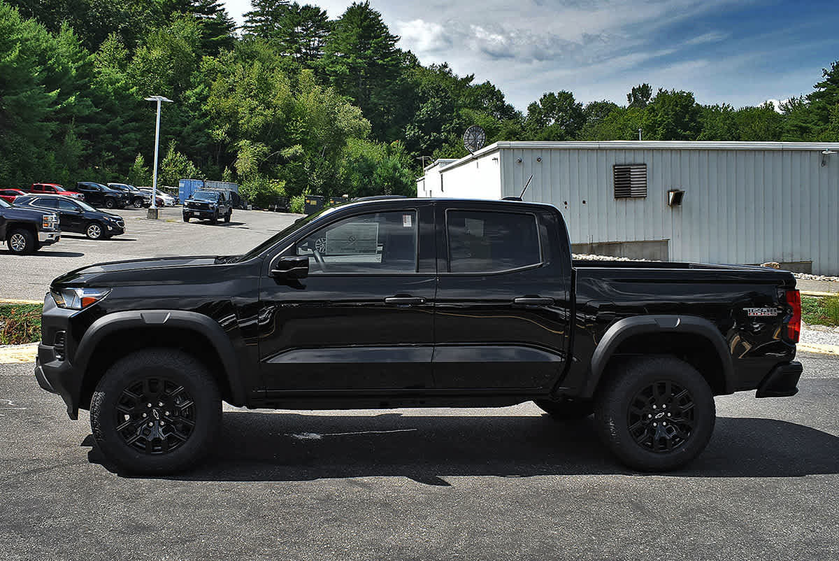 New 2026 Chevrolet Colorado Trail Boss AWD/4WD image 4
