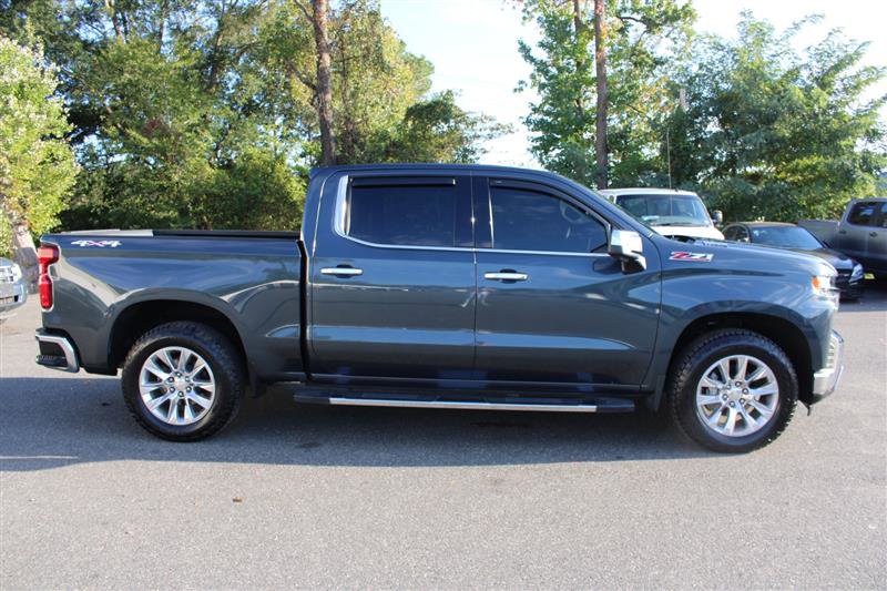 Used 2022 Chevrolet Silverado 1500 LTZ w/ LTZ Premium Package image 9