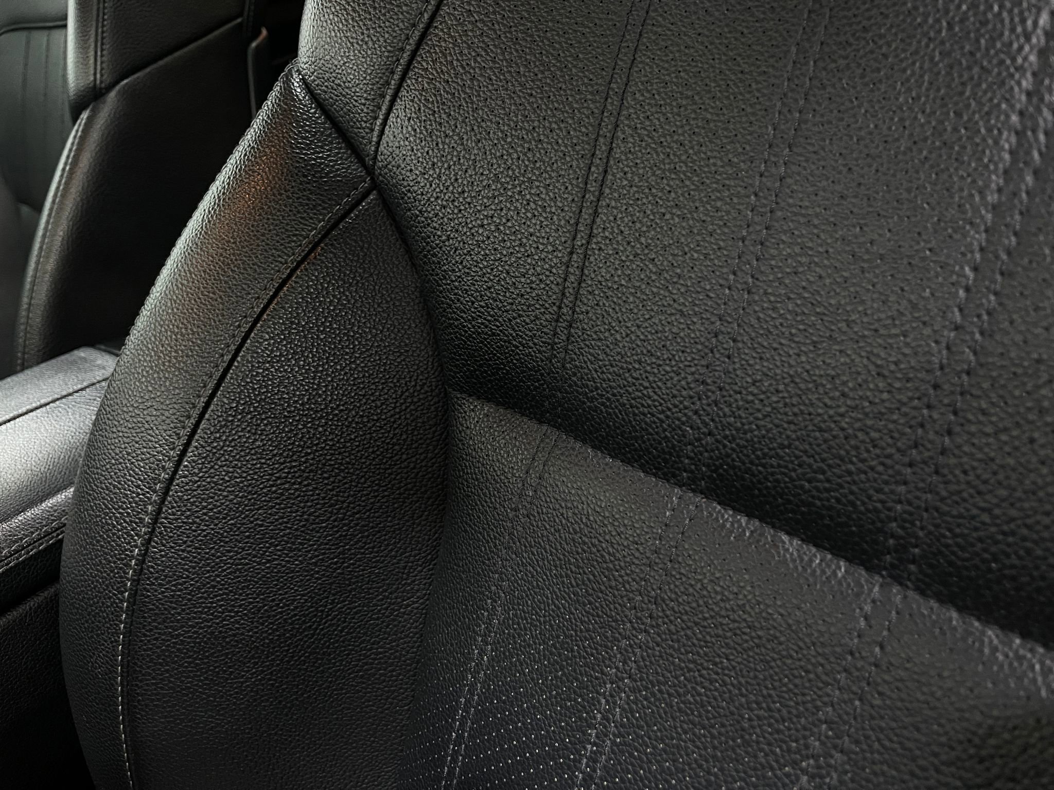 Used 2018 Mercedes-Benz GLS 450 4MATIC image 18
