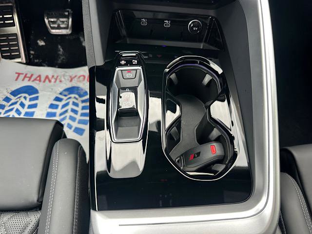 Used 2025 Audi SQ5 Prestige w/ Prestige Package image 23