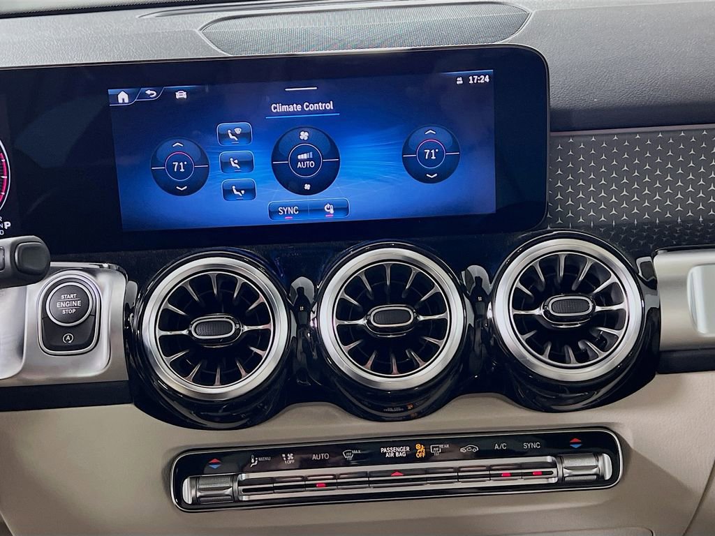 Certified 2025 Mercedes-Benz GLB 250 4MATIC image 16