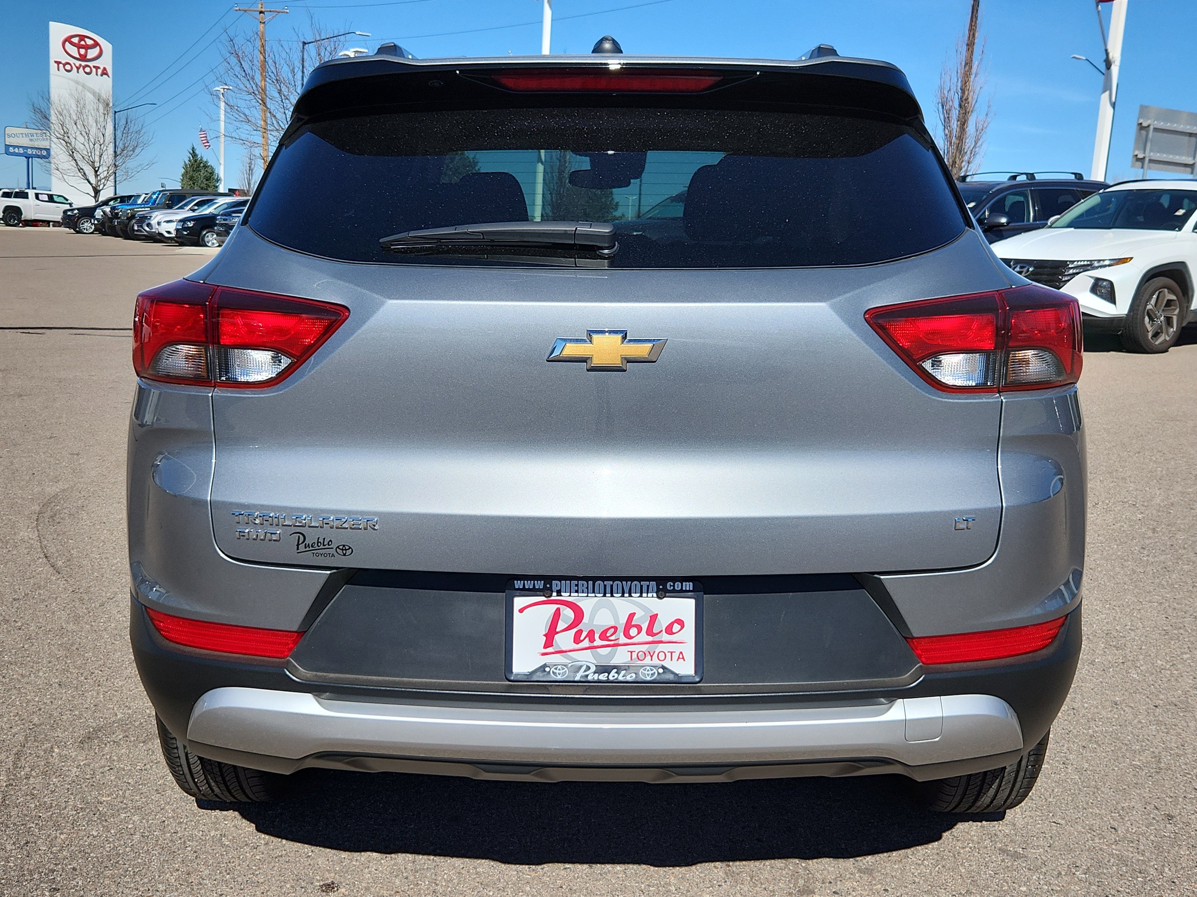 Used 2025 Chevrolet TrailBlazer LT AWD/4WD image 11
