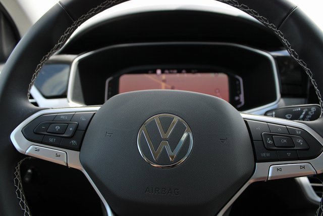 New 2025 Volkswagen Taos SEL image 13