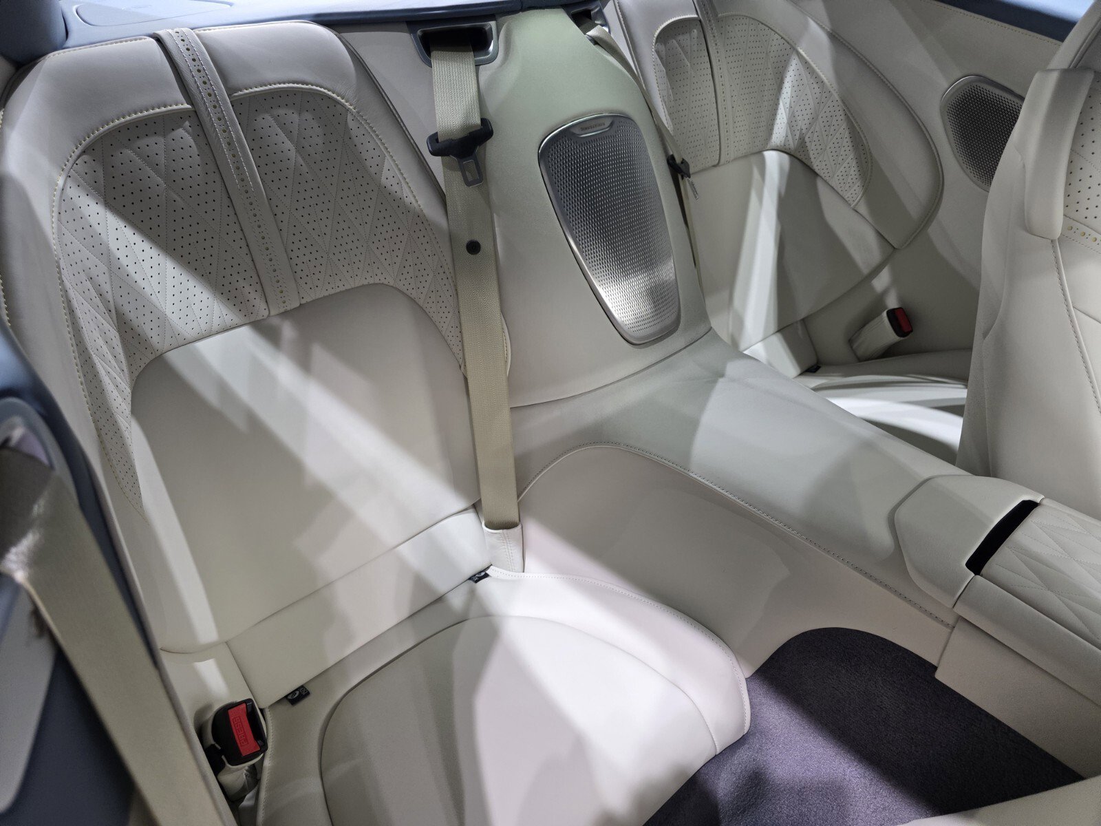 New 2026 Aston Martin DB12 Coupe image 19