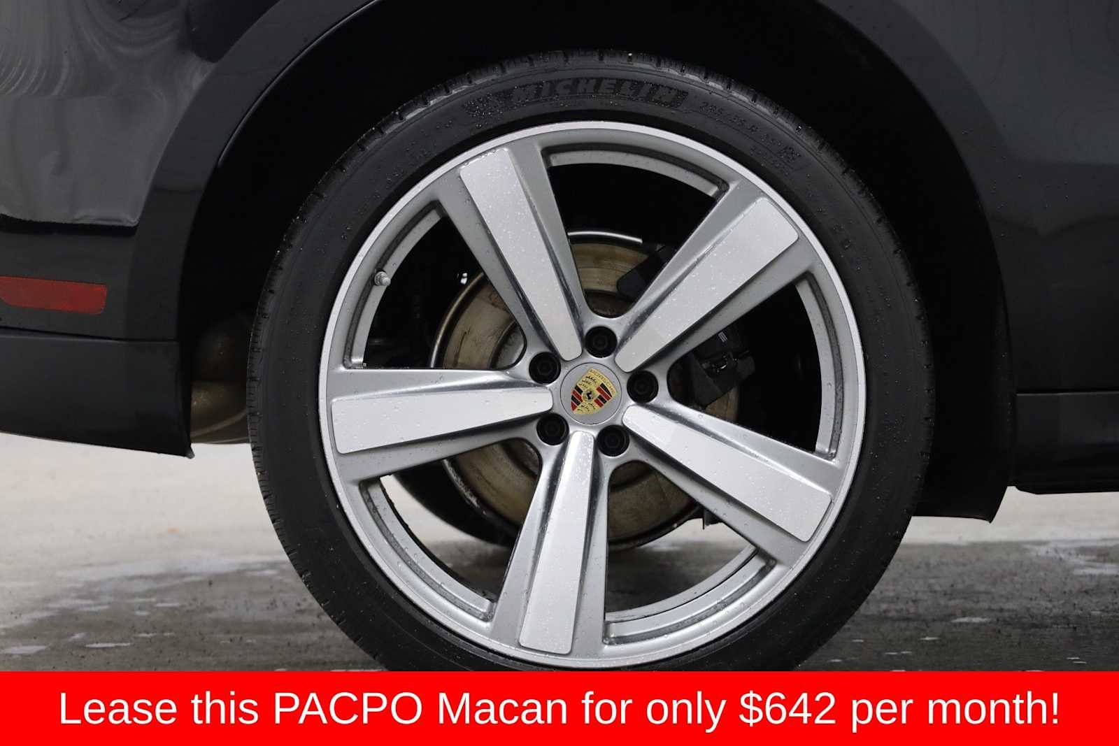 Certified 2024 Porsche Macan image 38