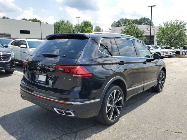 Certified 2023 Volkswagen Tiguan SEL R-Line AWD/4WD image 4