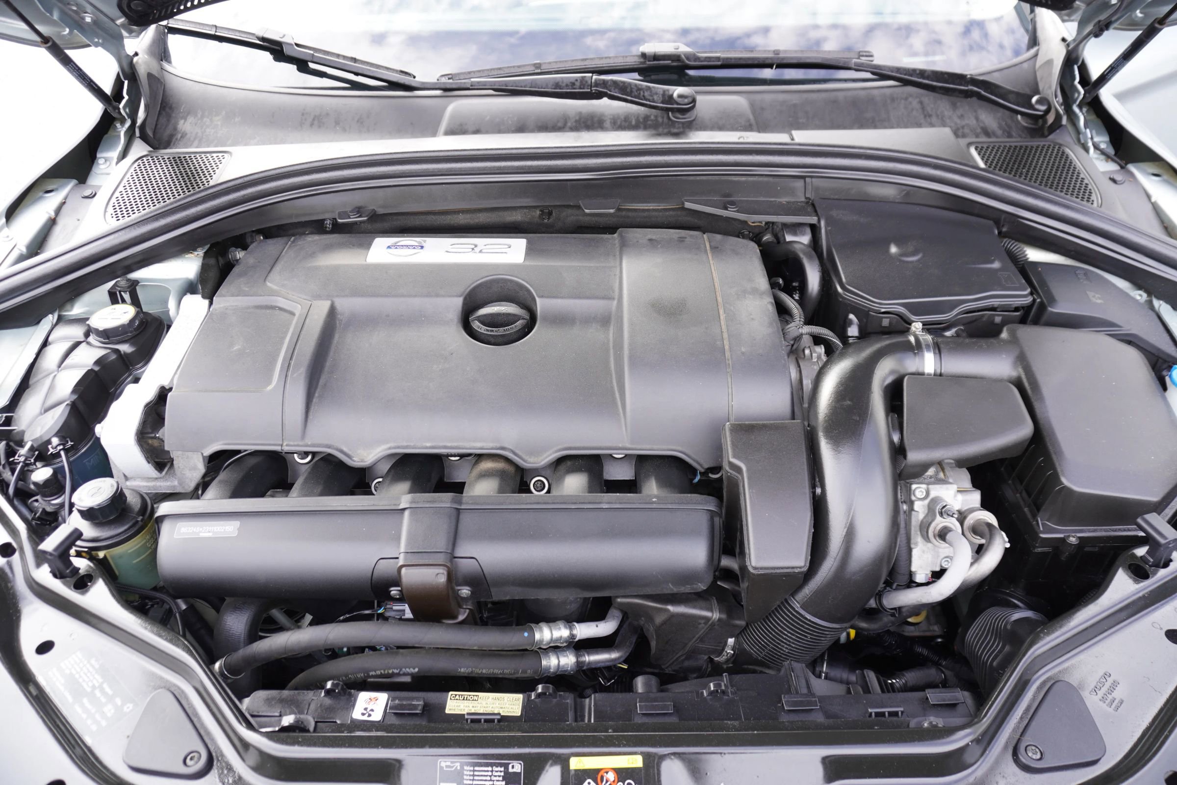 Used 2011 Volvo XC60 3.2 image 29